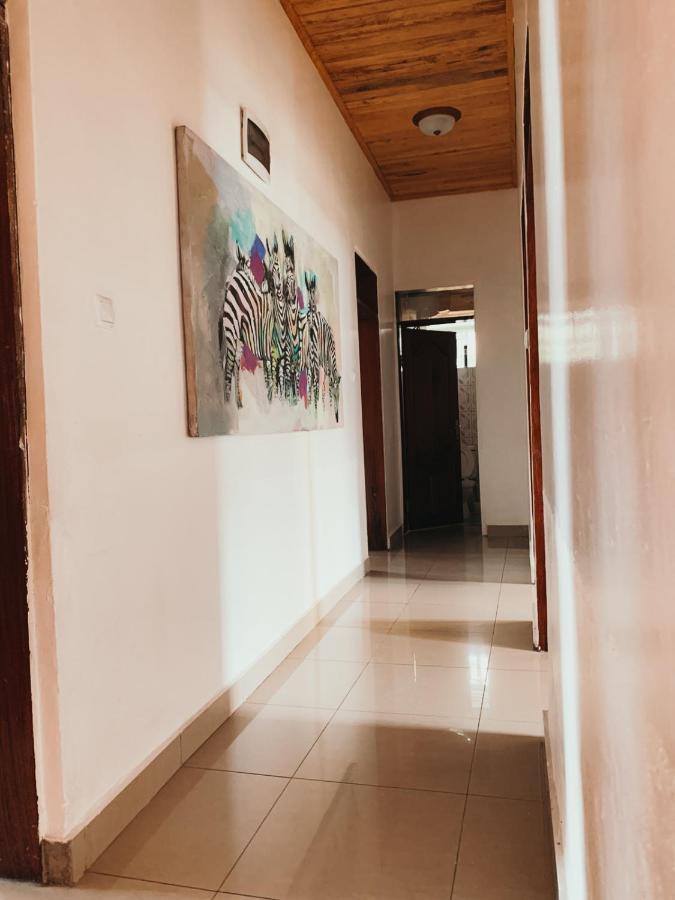 Indani Residence With Exceptional Night Comfort 루헹게리 외부 사진